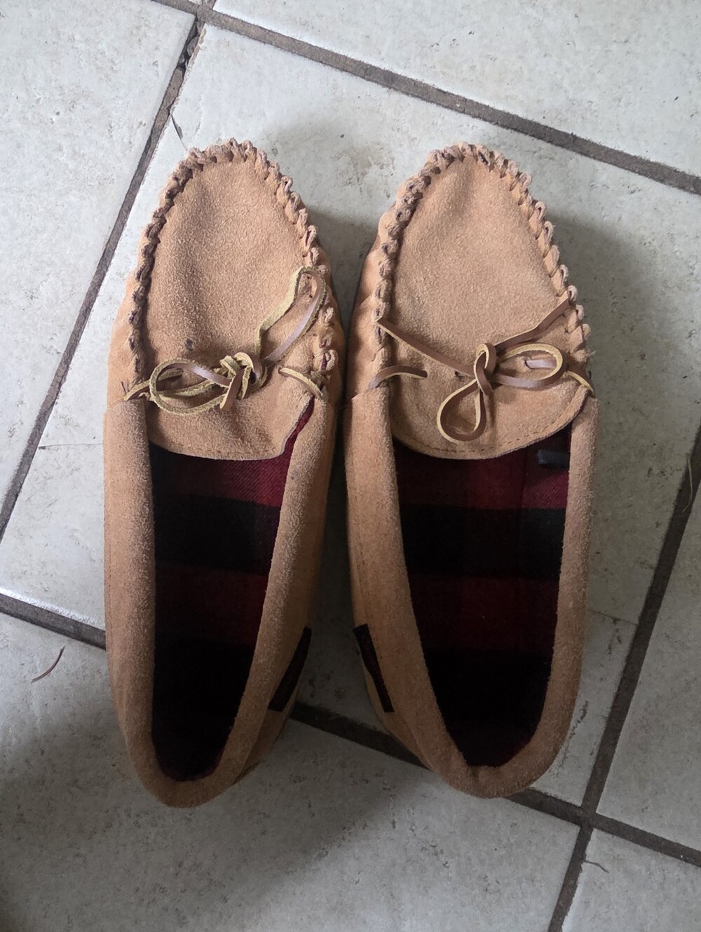 Moccasins Canadiana Brand Size 8
